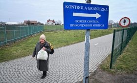 Польские фермеры перекрыли погранпункт с Украиной