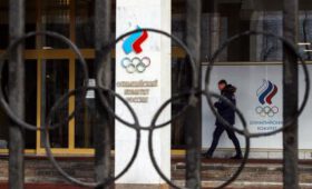Плакали ваши денежки: МОК пытается «отжать» $8 млн у российских олимпийцев