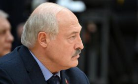 Лукашенко уволил своего помощника за неприемлемый проступок