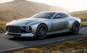 Aston Martin Valour предложил V12 с «механикой»