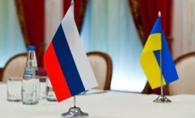 Владимир Олейник: Украина — только под столом или на столе