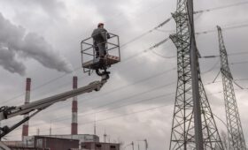 «Укрэнерго» предупредило о «тяжелой ситуации» в энергосистеме Украины