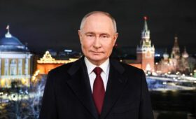 Путин — о семье и Отечестве, Зеленский — будем воевать до победного