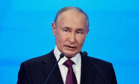 Путин объяснил необходимость донастройки налоговой системы