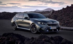 Очень тяжёлый люкс: представлен первый в истории гибридный BMW M5 Touring