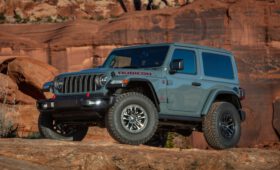 Jeep Wrangler получил обновки к 2025 модельному году: изменения коснулись техники